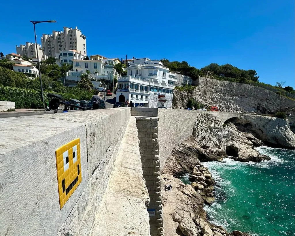 La colle Tilipix spéciale extérieur : votre mosaïque prend l’air… et n’en bougera plus ! 💪 - Tilipix